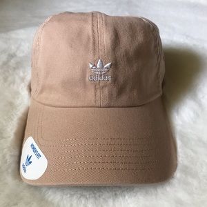 🆕 | 🌾 Adidas Hat